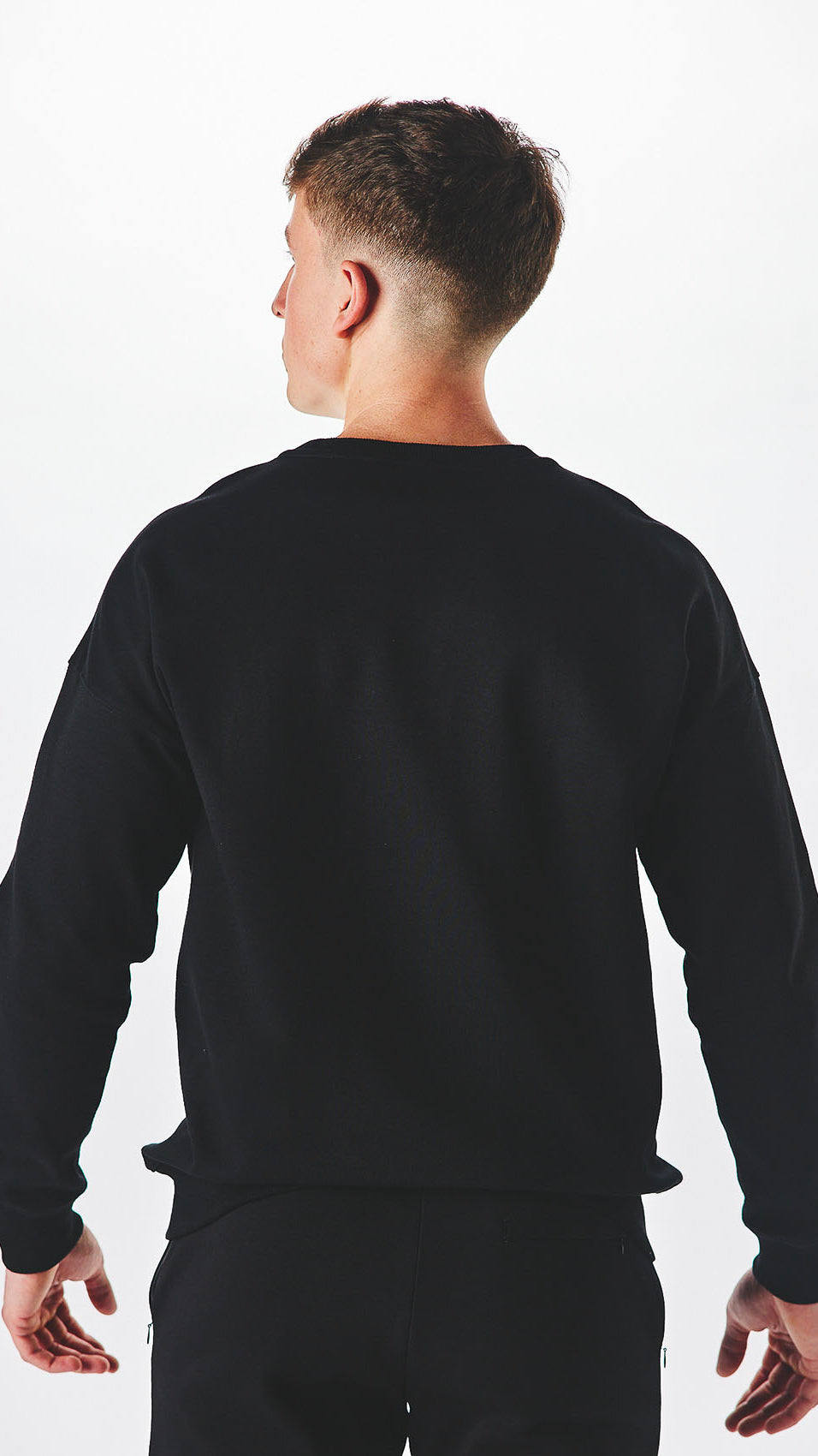 Black Zz Essential Crewneck